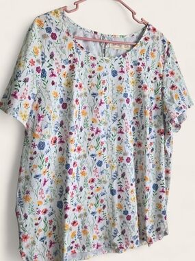 Faded Glory Light Blue Floral Short-Sleeve Tee